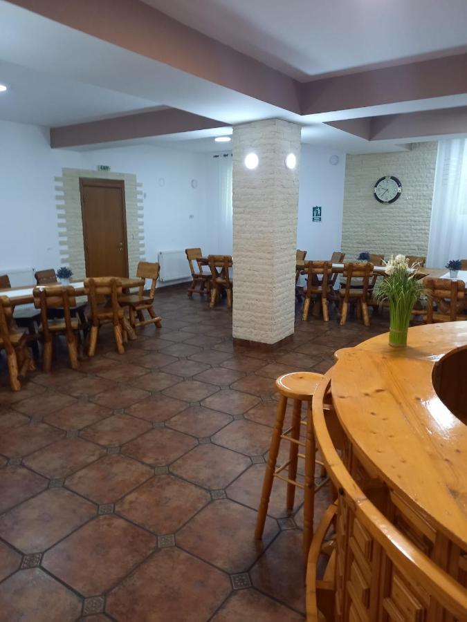 Pensiunea Mario Moeciu De Sus Exterior foto